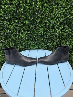 Zara Men's Black Leather Chukka Boots